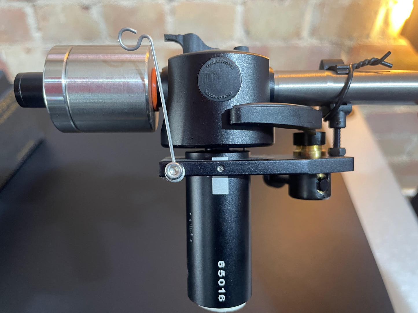 ex-demonstration Gold Note B-7 Ceramic tonearm weight and mount