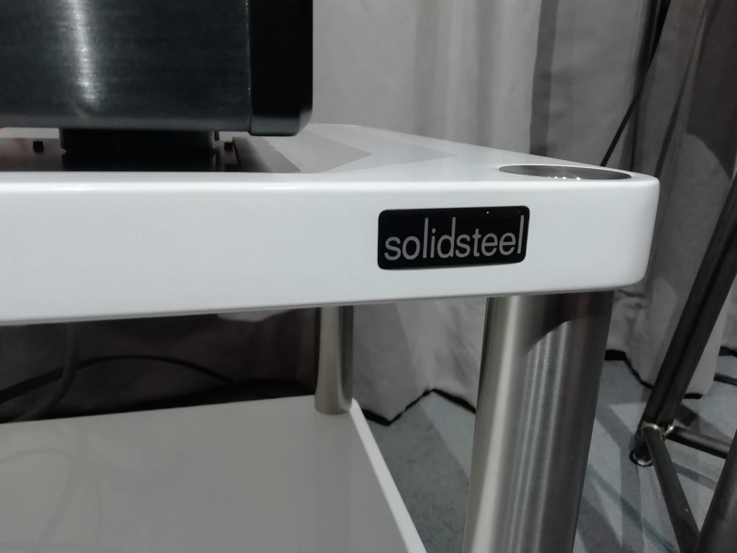 CLEARANCE SALE: Solidsteel HW2L 2 Shelf Stand – White | Ex-Demonstration