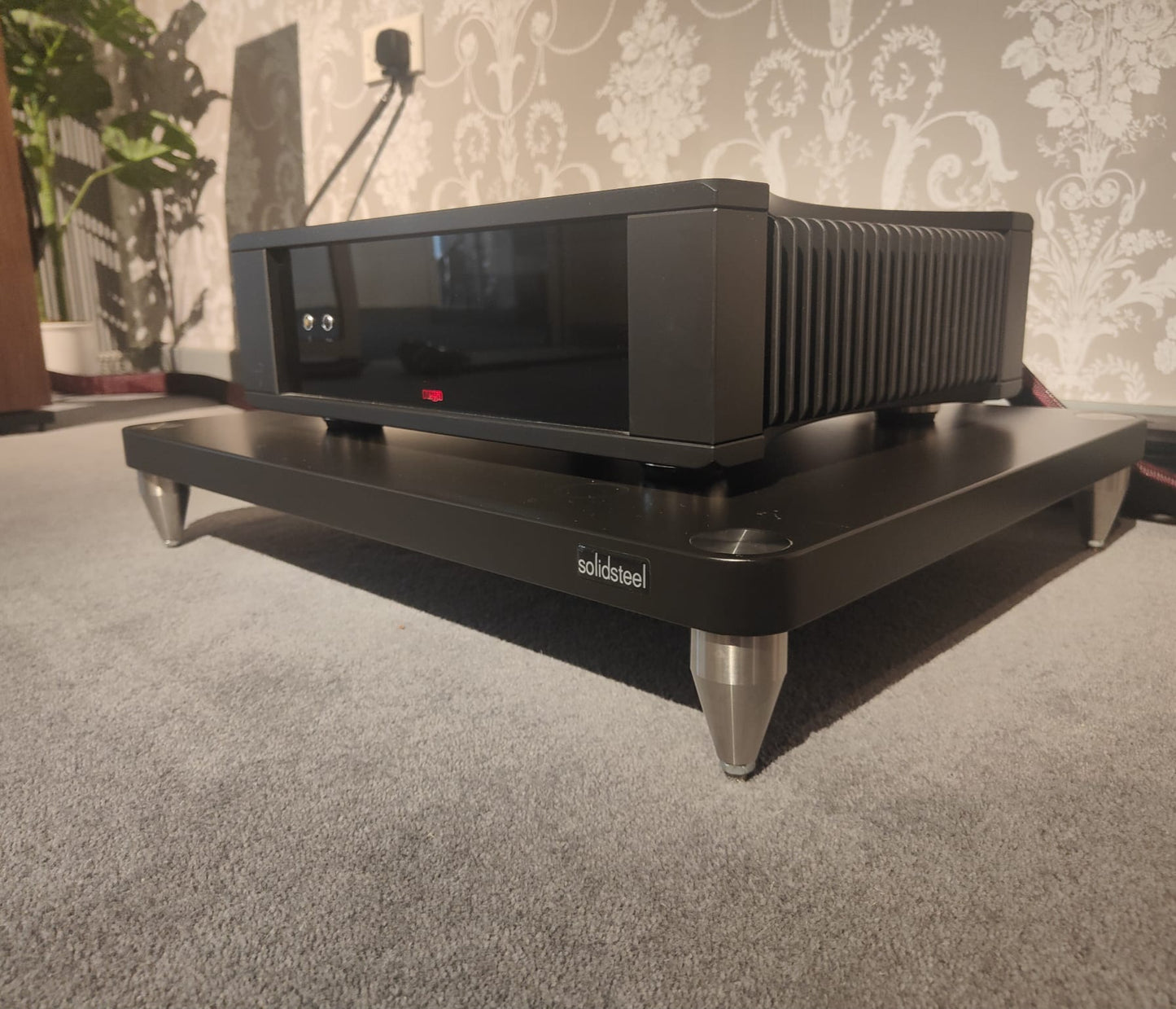Rega Solis Power Amp on Solidsteel stand