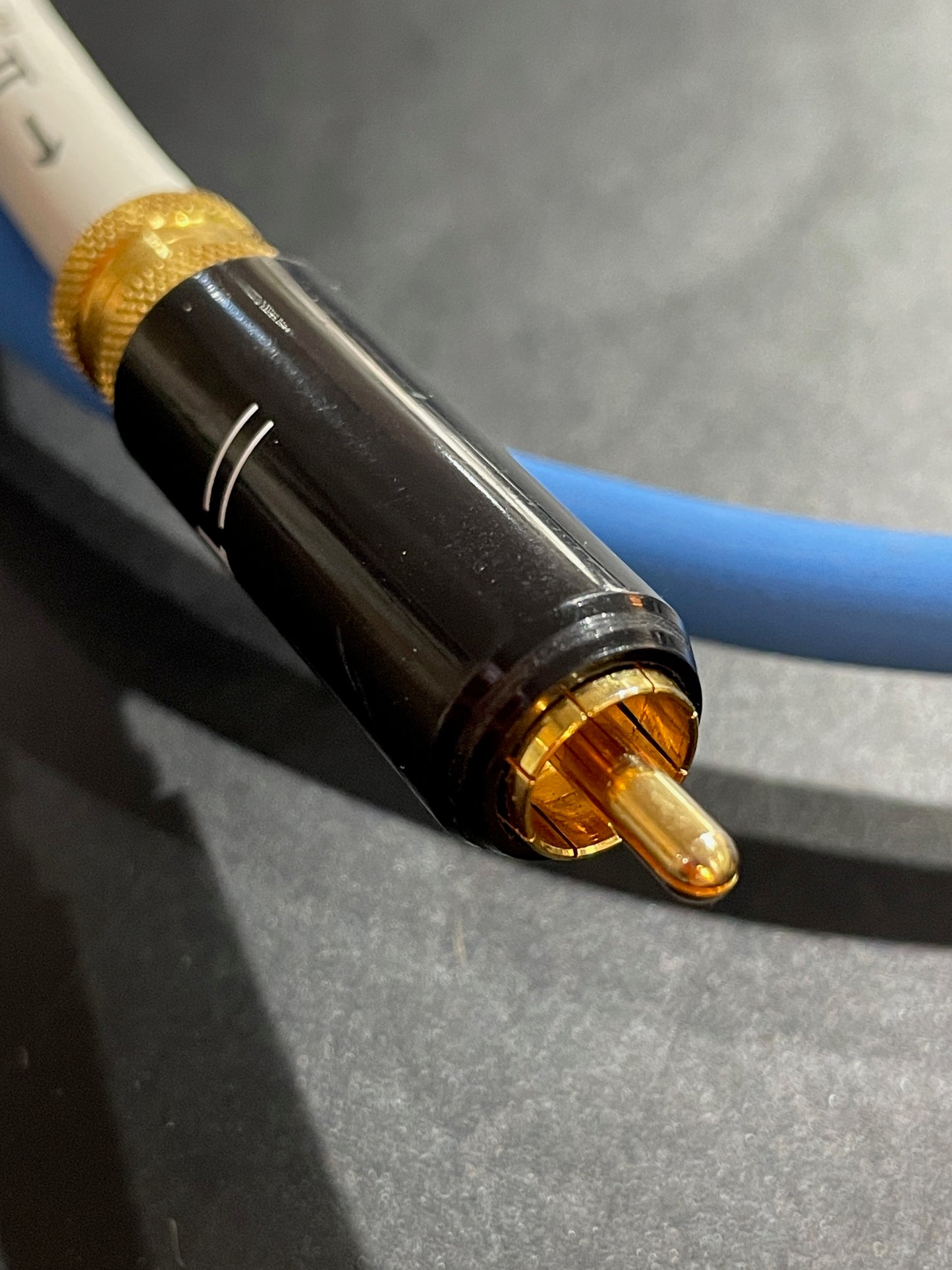 Tellurium Q WAVEFORM BLUE XLR DIGITAL Ex-Demonstration