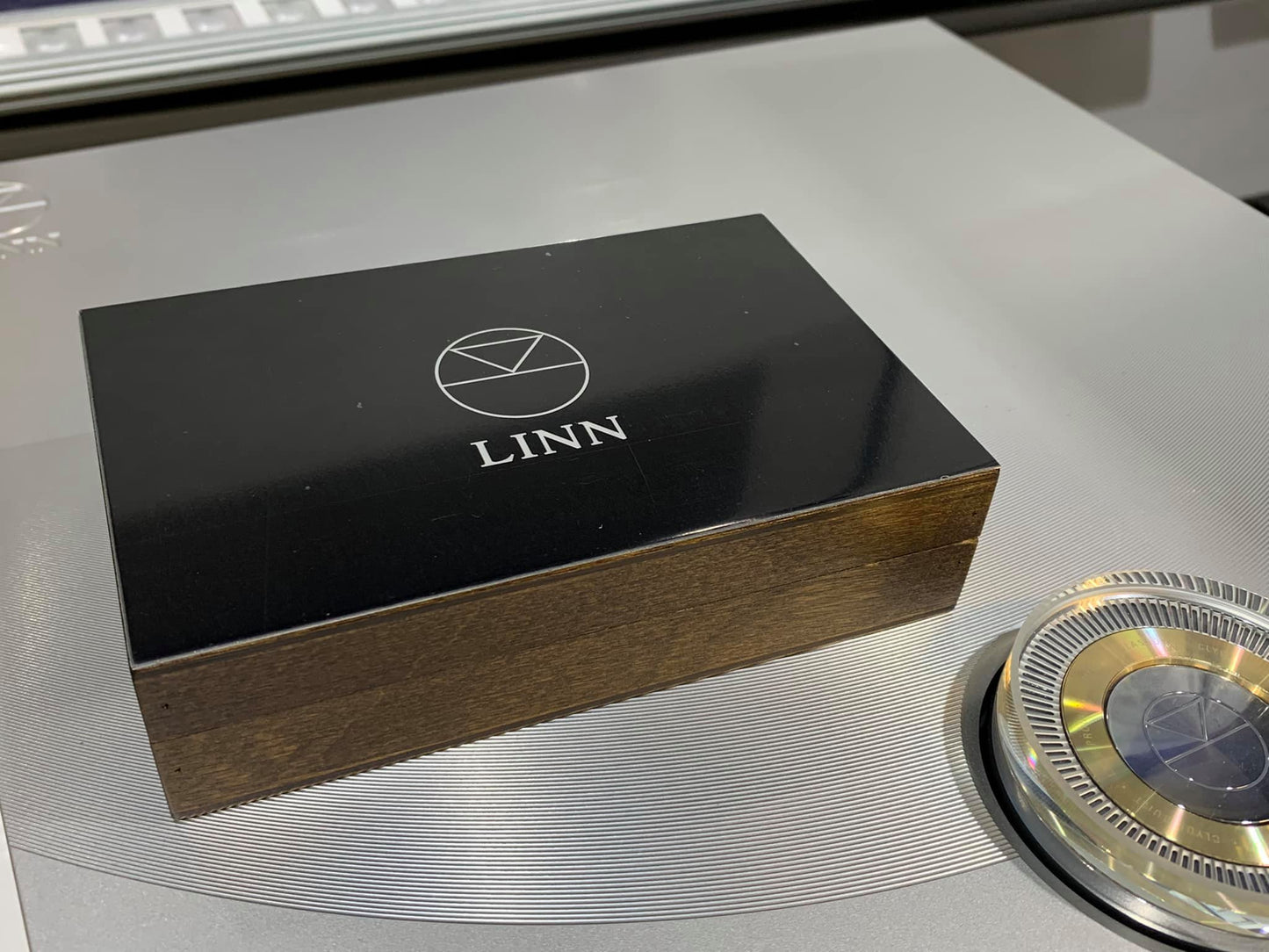 Linn Ekstatik in wooden display box closed box with Linn logo