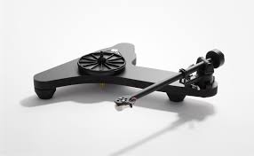The Rega Replay: £259, Made in the UK, and It Outperforms the Planar 1