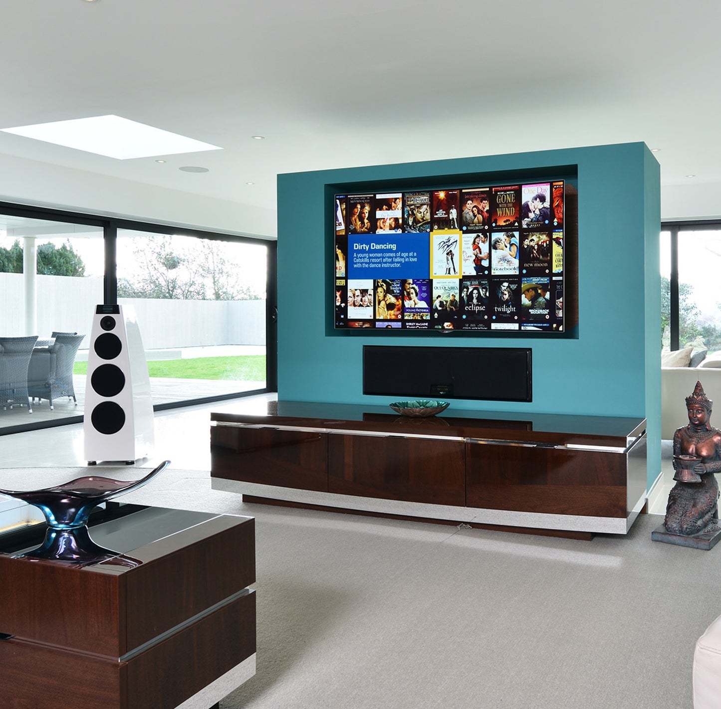 lounge view of white 
Meridian DSP7200SE active loudspeaker
