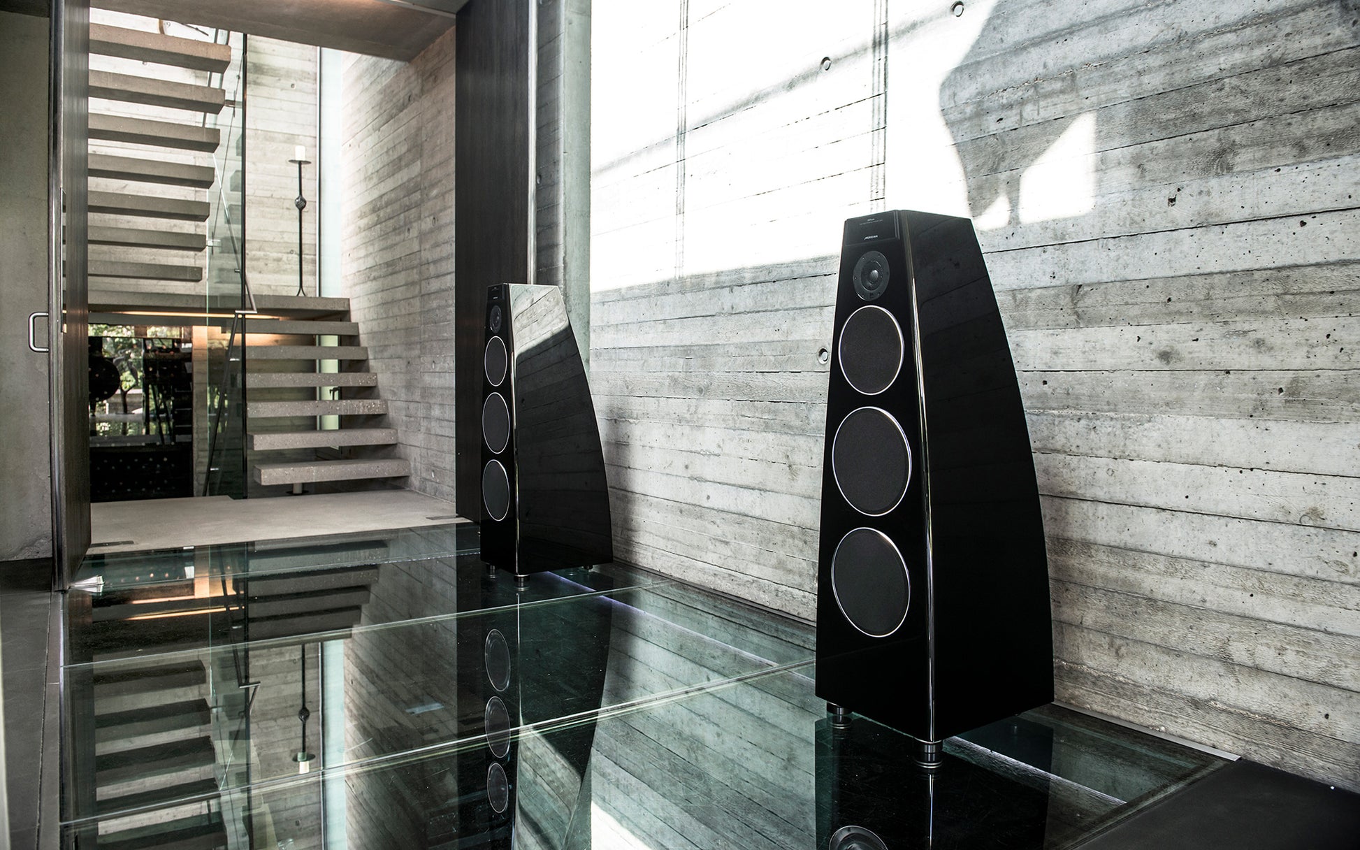 black 
Meridian DSP7200SE active loudspeaker