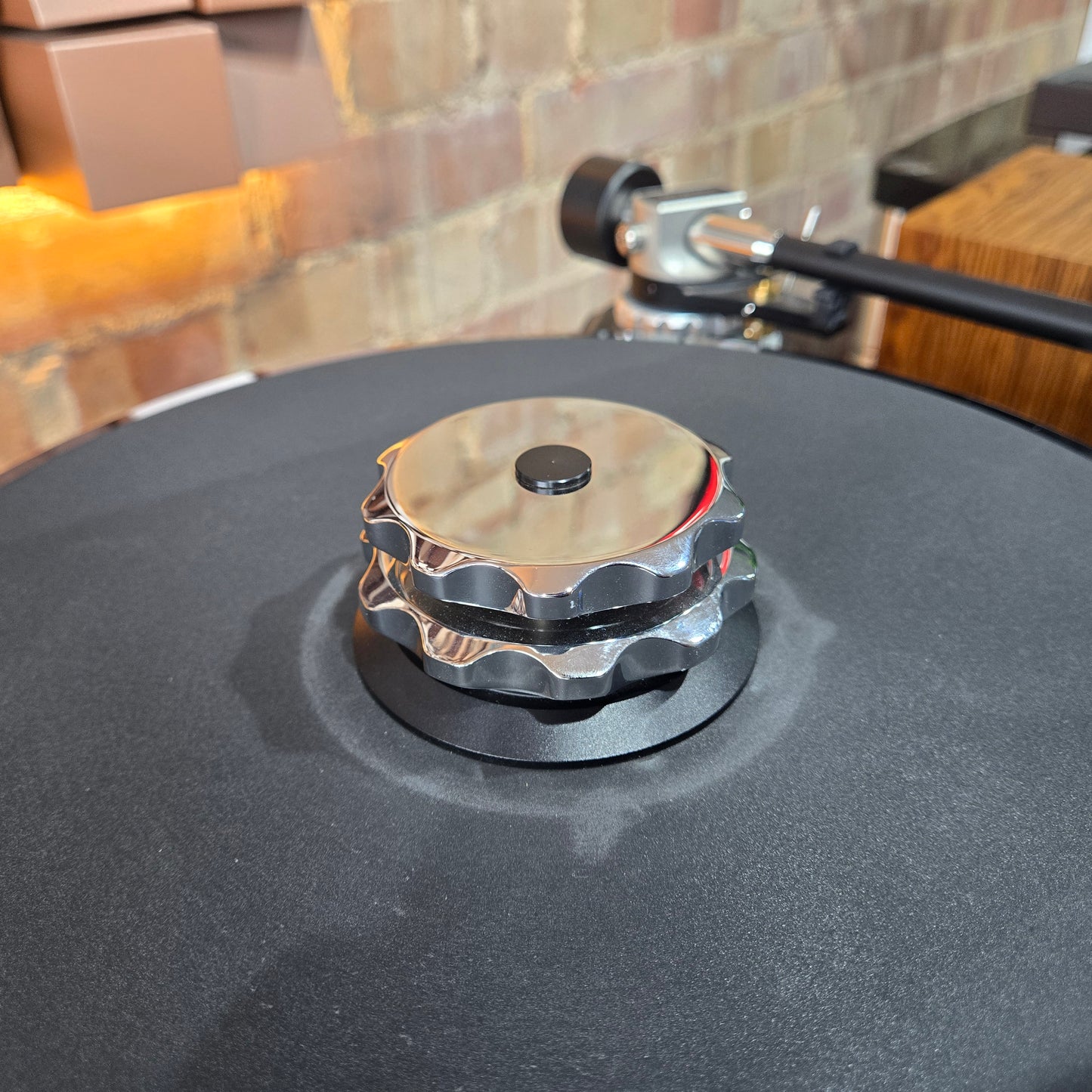 AVIDHIFI Acutus Classic Chrome in Arm & Cart Ex-Demonstration