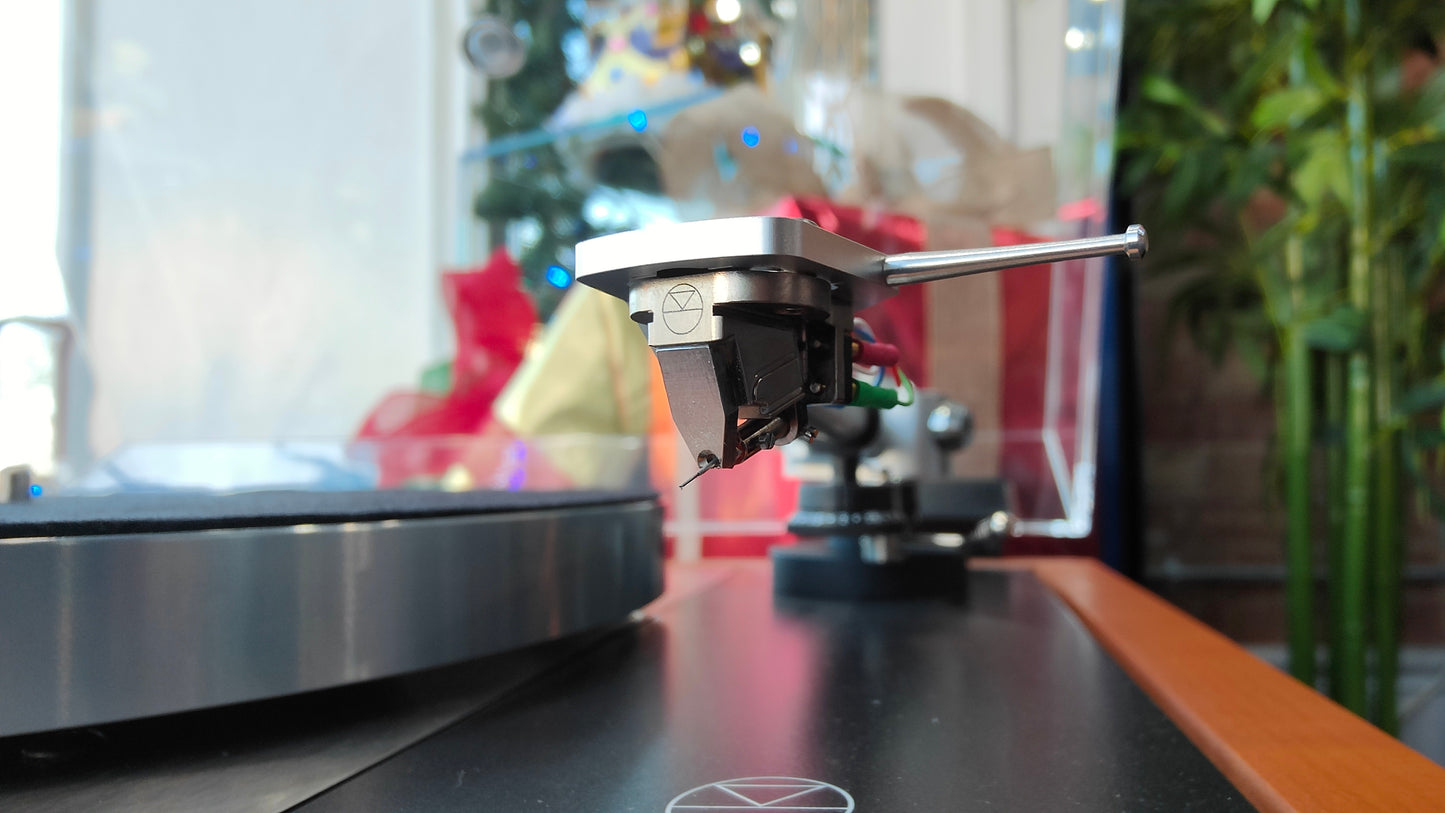 Clearance Sale Linn Selekt LP12 Ex-Demonstration