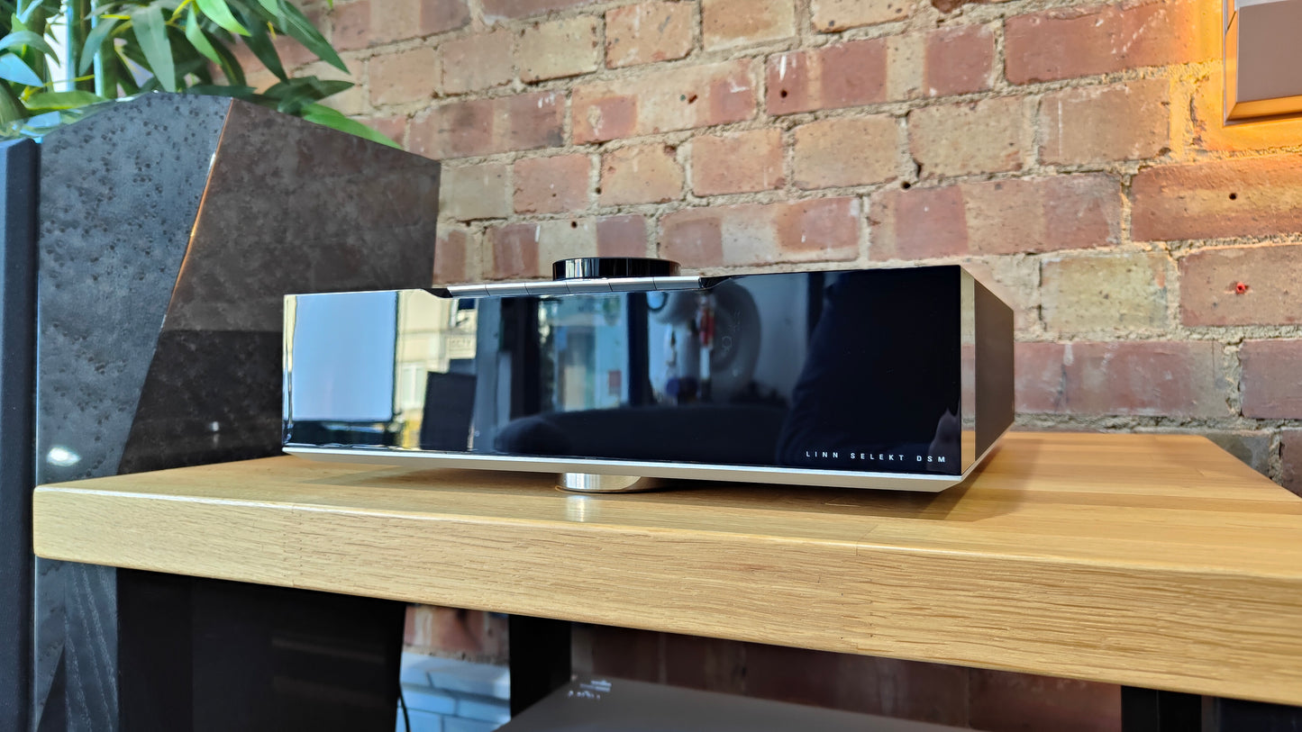 Linn Selekt DSM Hub Silver | Network Music Player | Save £1,200 | Martins Hi-Fi