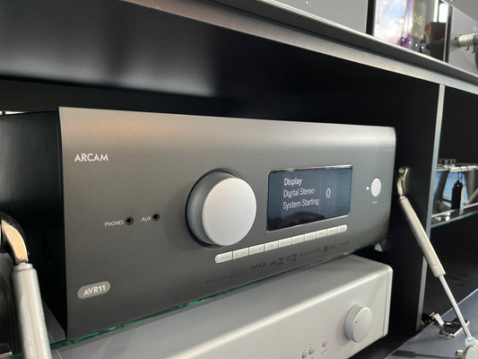 Arcam AVR11