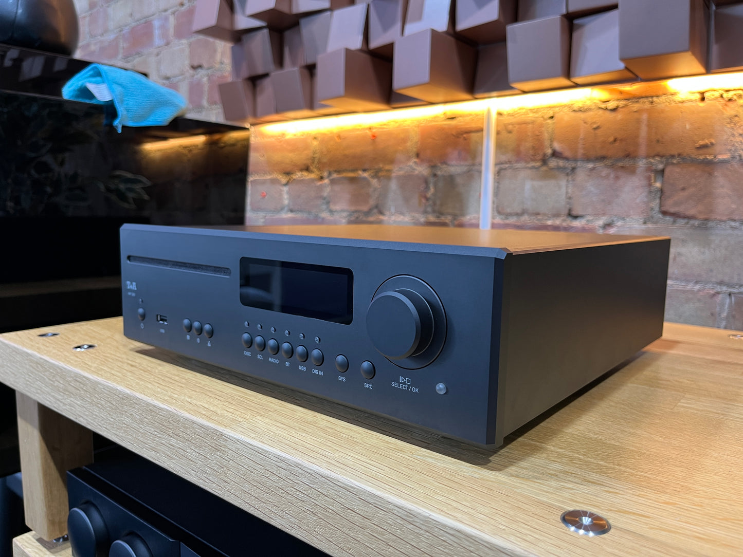 Clearance Sale T+A MP 200 Ex-Demonstration