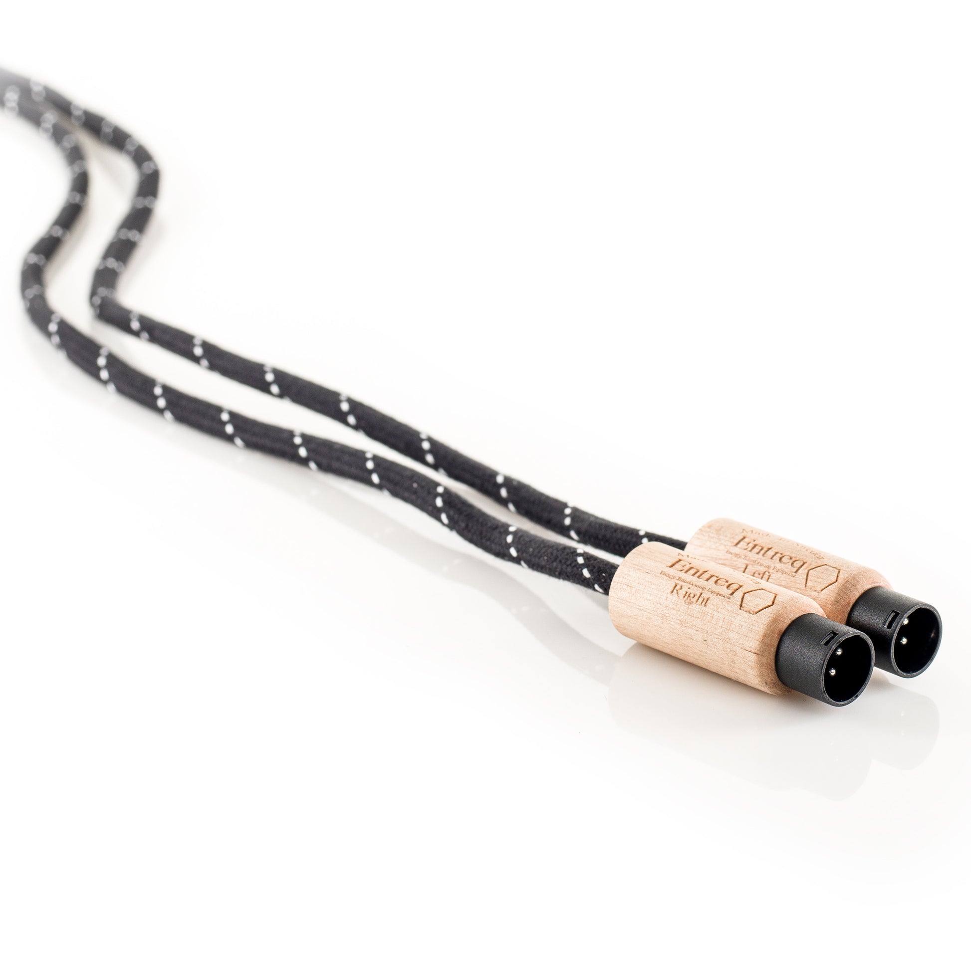 Entreq Primer Hexa Signal Cable in RCA configuration