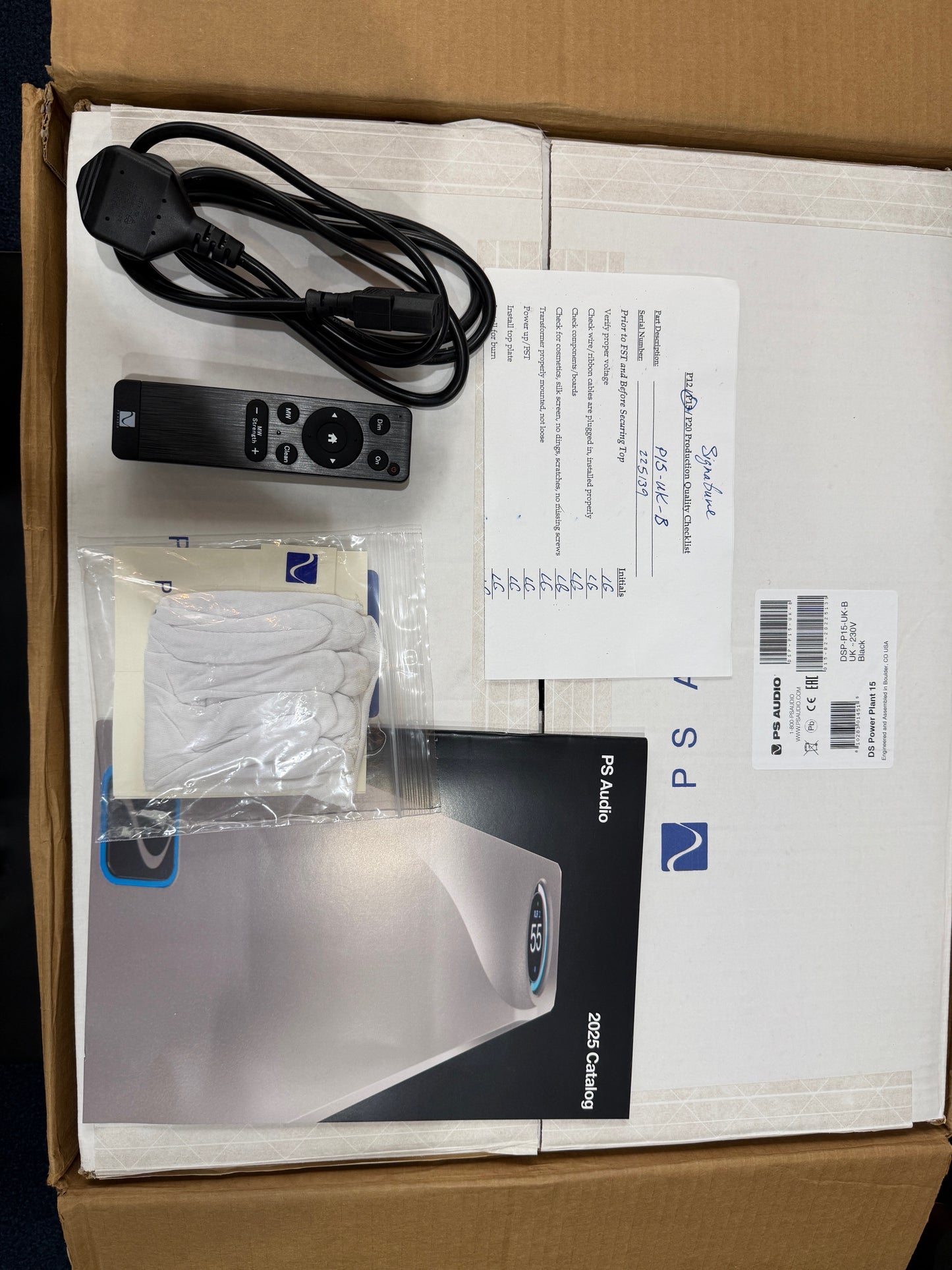 PS Audio Power Plant 15 - Clearance Sale (UK Sockets)