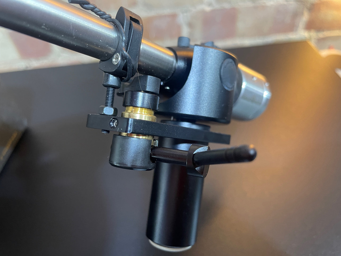 CLEARANCE SALE: Gold Note B-7 Ceramic - Flagship Tonearm with Cable | Ex-Demo