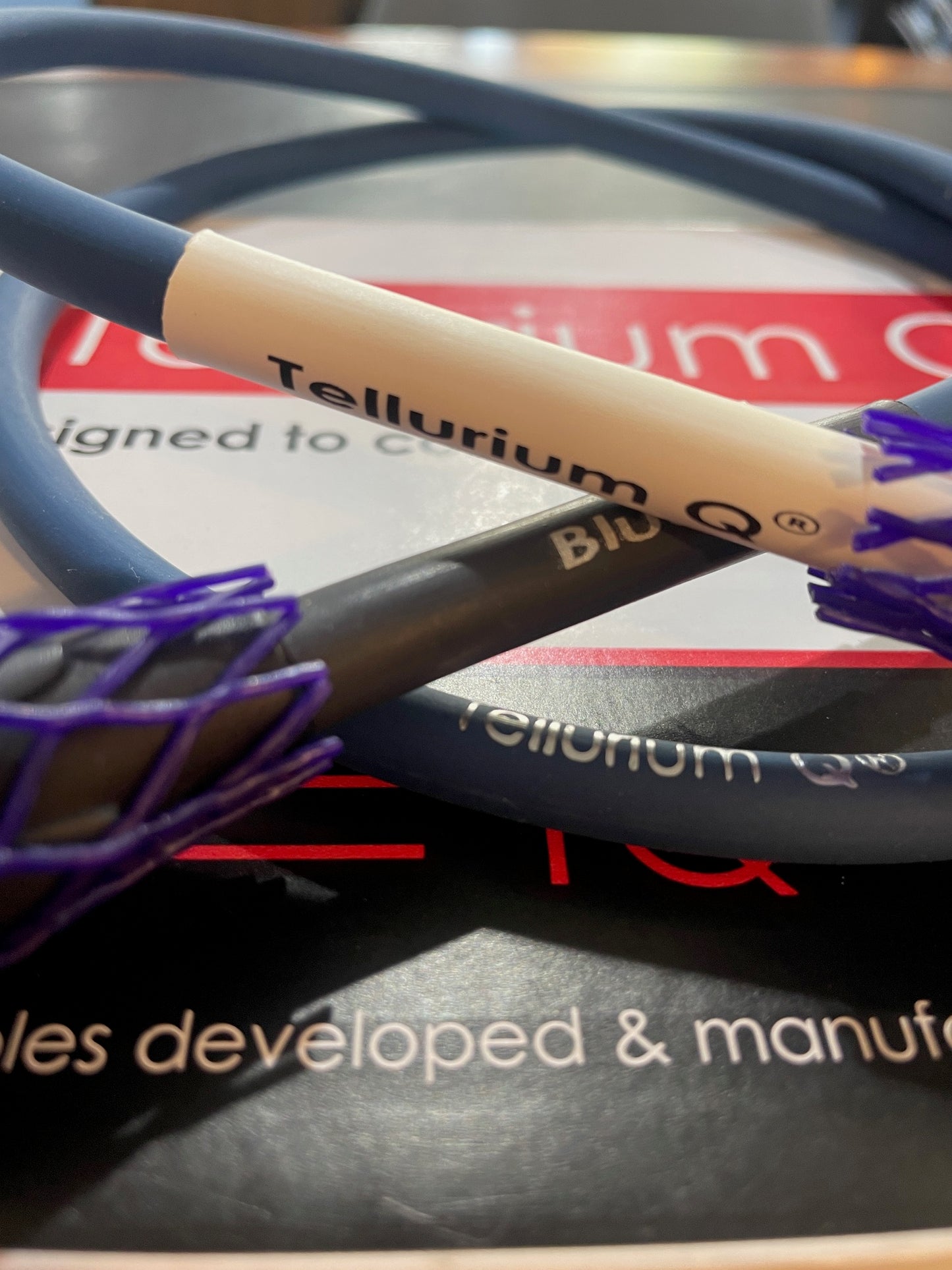 Clearance Sale Tellurium Q WAVEFORM BLUE XLR DIGITAL Ex-Demonstration