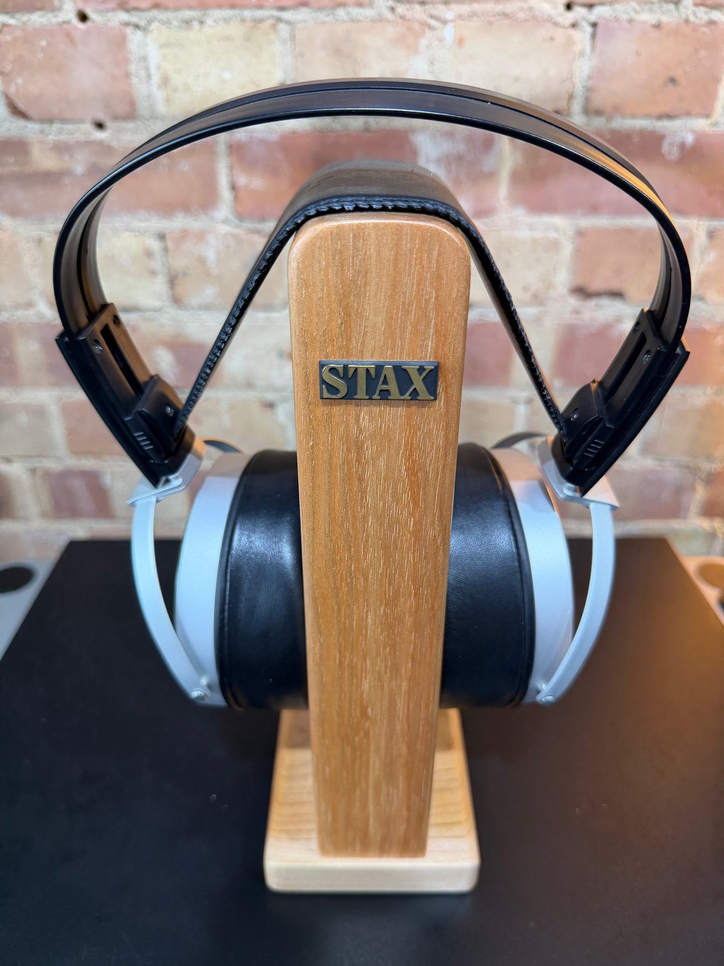 Clearance Sale STAX SR-009S Electrostatic Earspeaker Ex-Demonstration