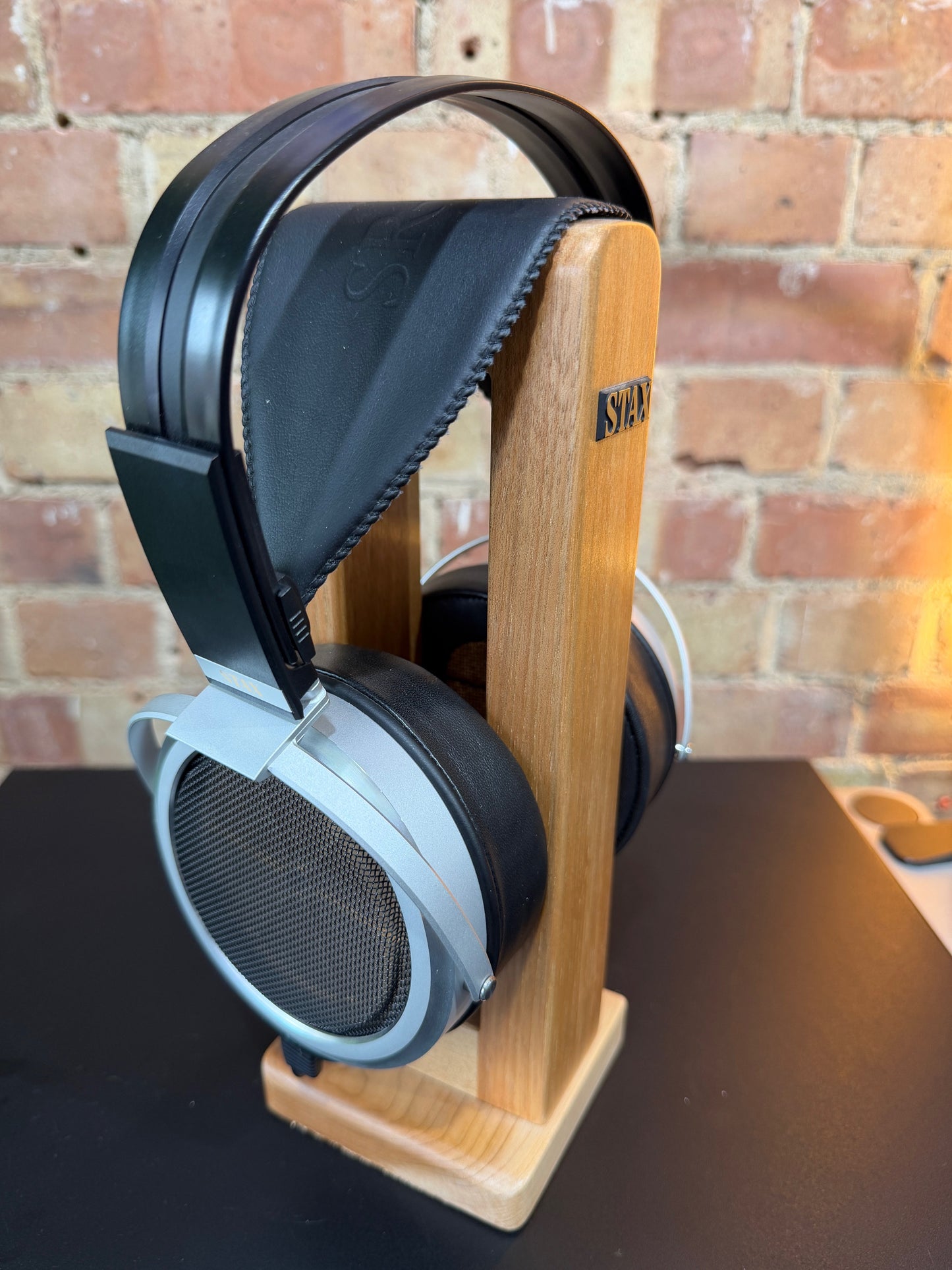 Clearance Sale STAX SR-009S Electrostatic Earspeaker Ex-Demonstration