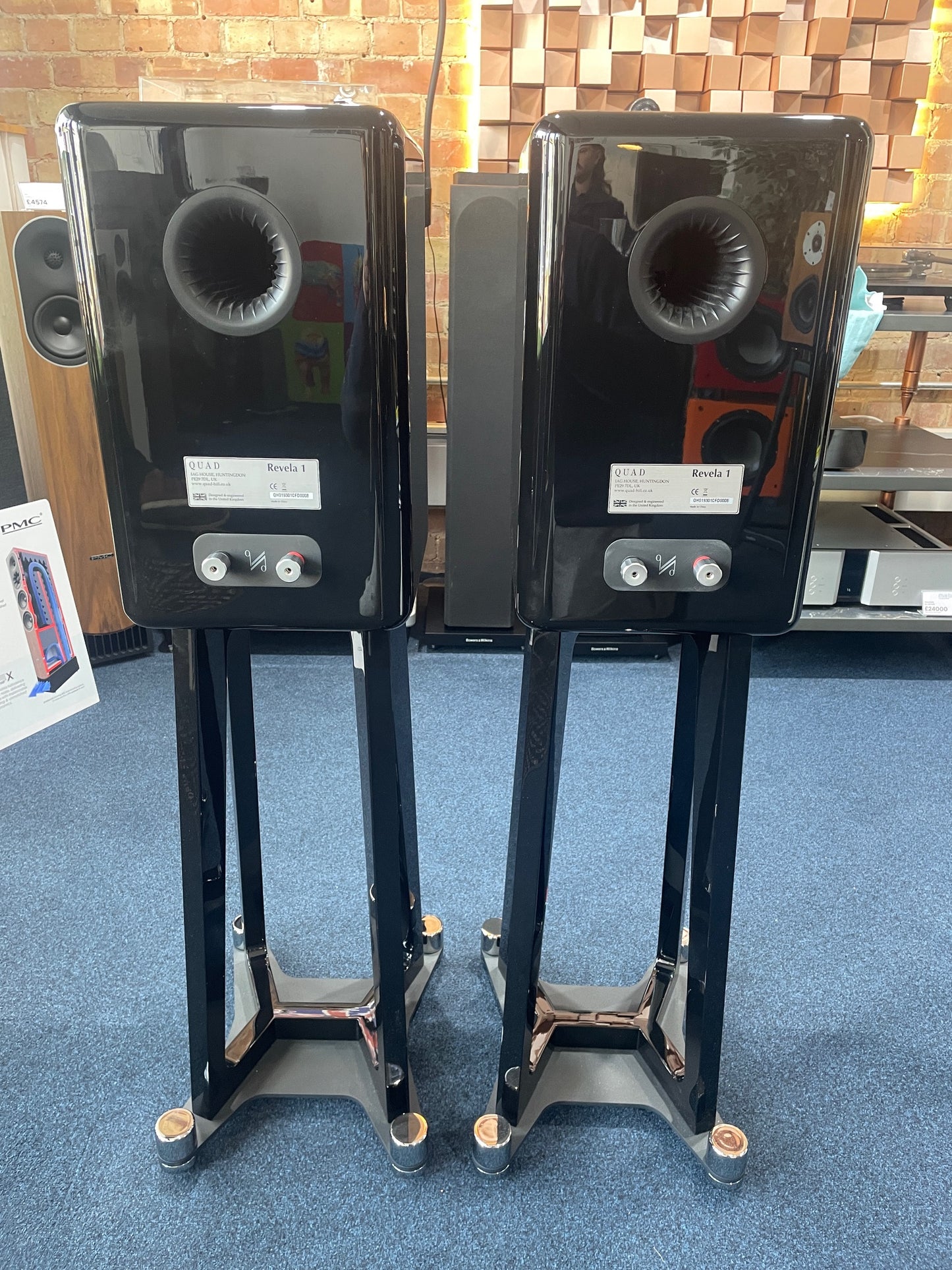 Quad Revela One Standmount Loudspeakers with Stands - Clearance Sale (Gloss Black)