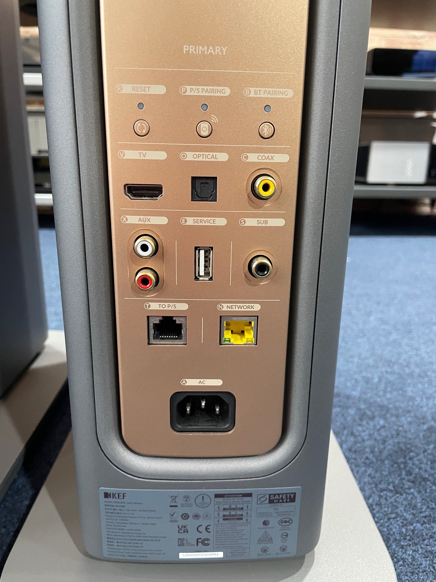 CLEARANCE SALE: KEF LS60 Floorstanding Wireless Speakers – Titanium Grey | Ex-Demonstration