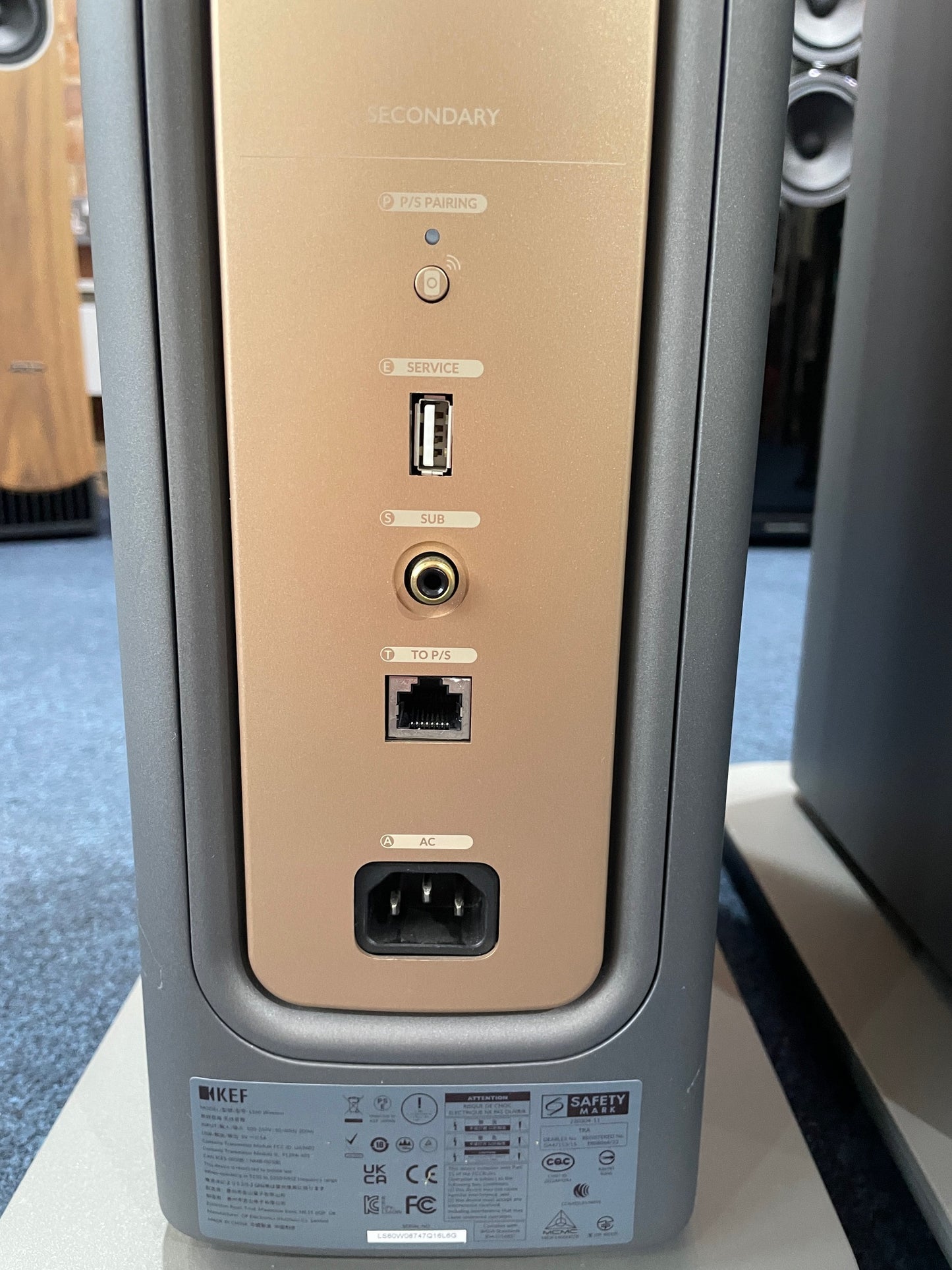 CLEARANCE SALE: KEF LS60 Floorstanding Wireless Speakers – Titanium Grey | Ex-Demonstration