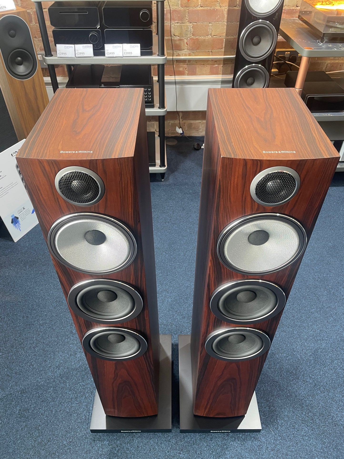CLEARANCE SALE: Bowers & Wilkins 704 S3 Floorstanding Loudspeakers – Mocha | Ex-Demonstration