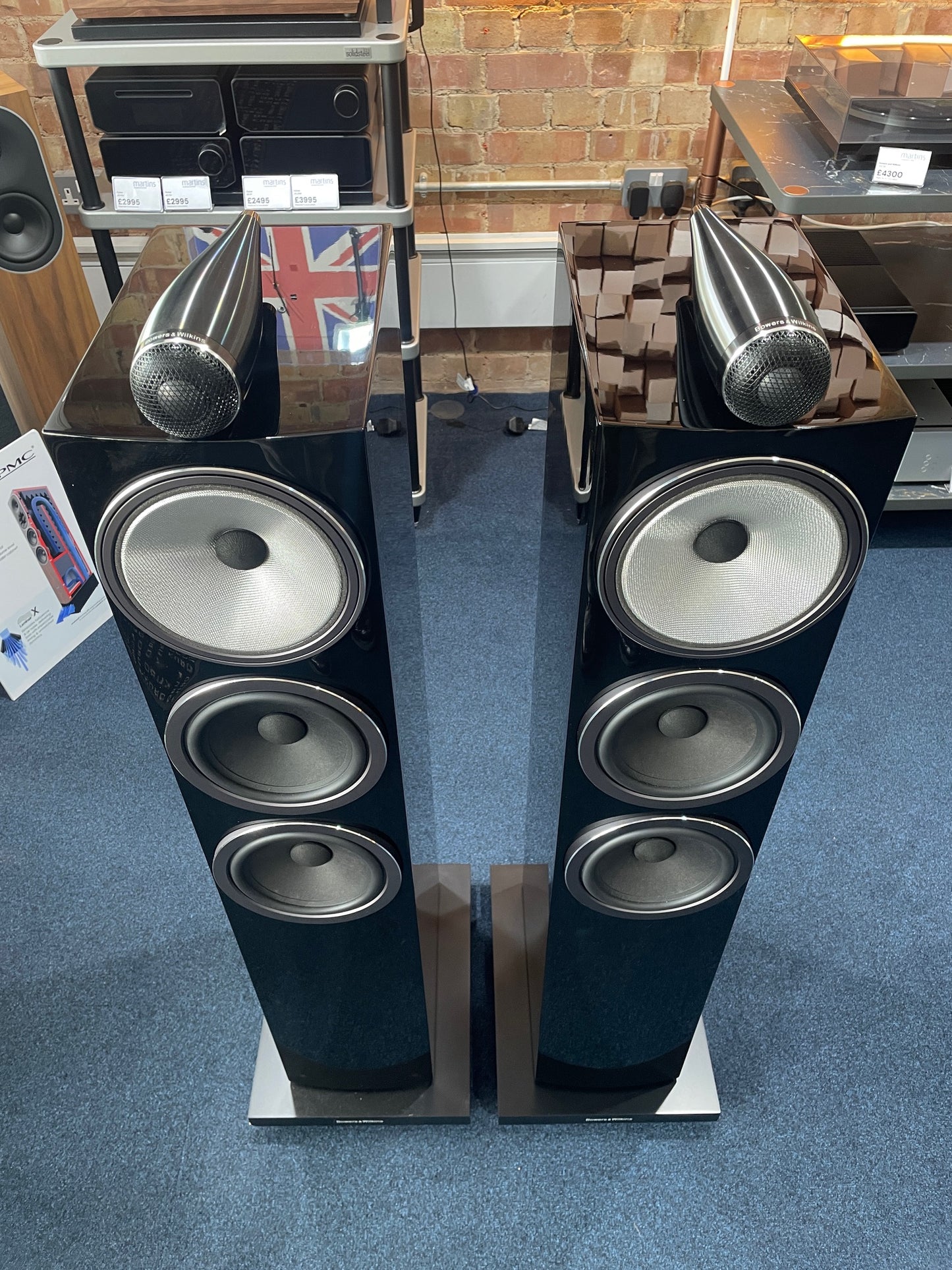 CLEARANCE SALE: 703 S3 Floorstanding Loudspeakers – Black top down view